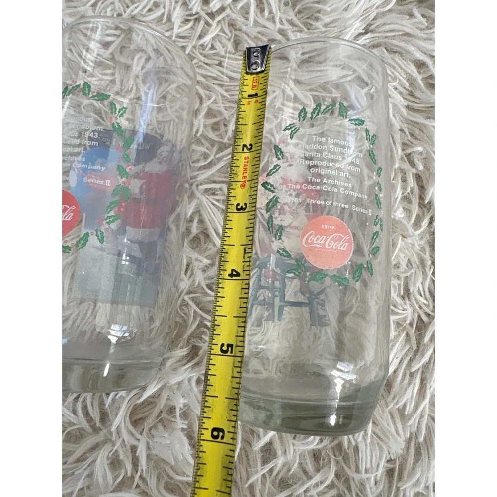 Vintage Coca Cola Santa Claus Christmas Glasses Set of 2‎ Vintage 1963 Sundblom